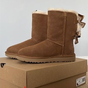 UGG Boots, BRAND NEW, Size 9, Brown w/Velvet Bows on Back